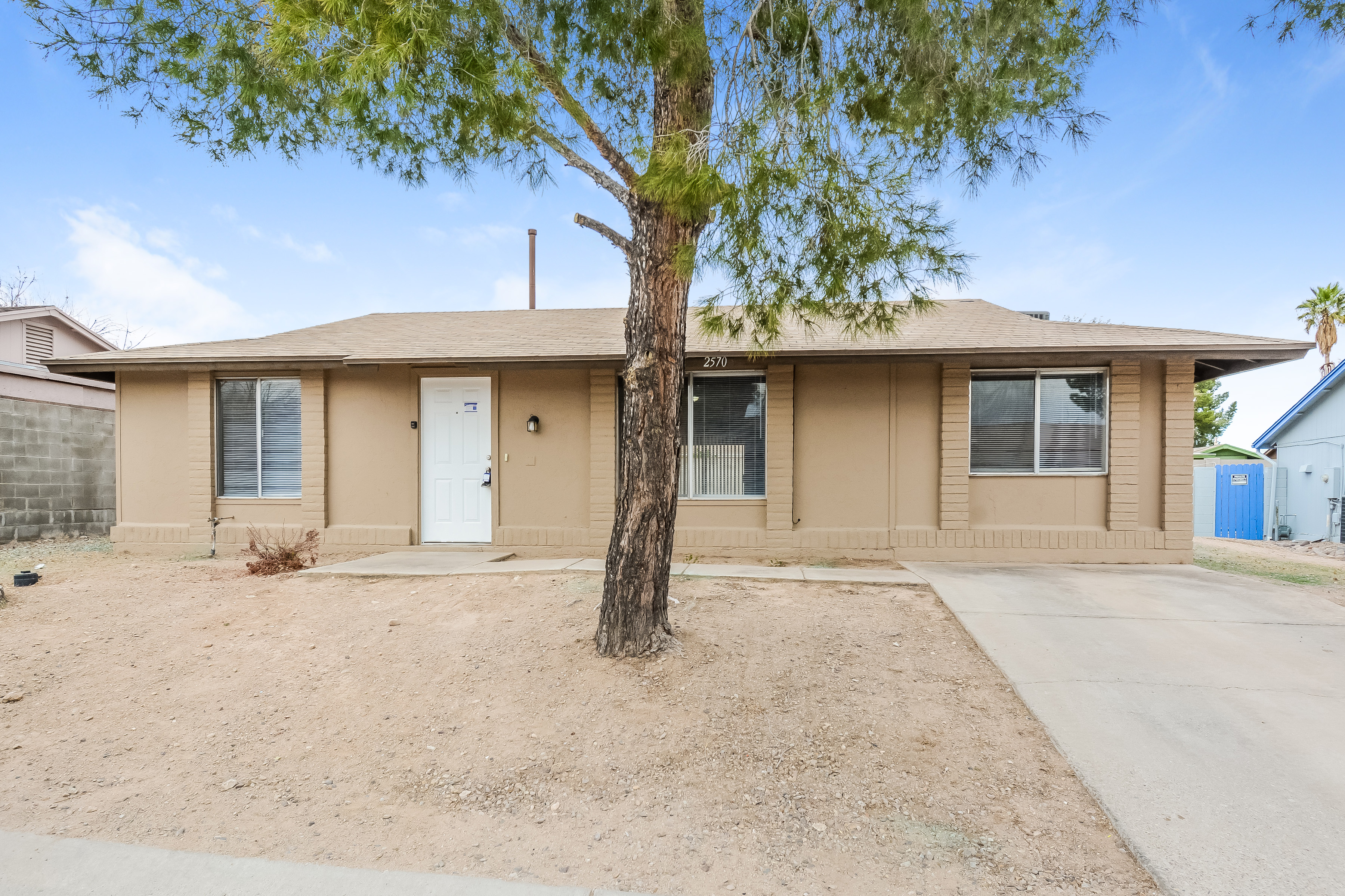 2570 W Vereda de las Nubes Tucson, AZ 85746